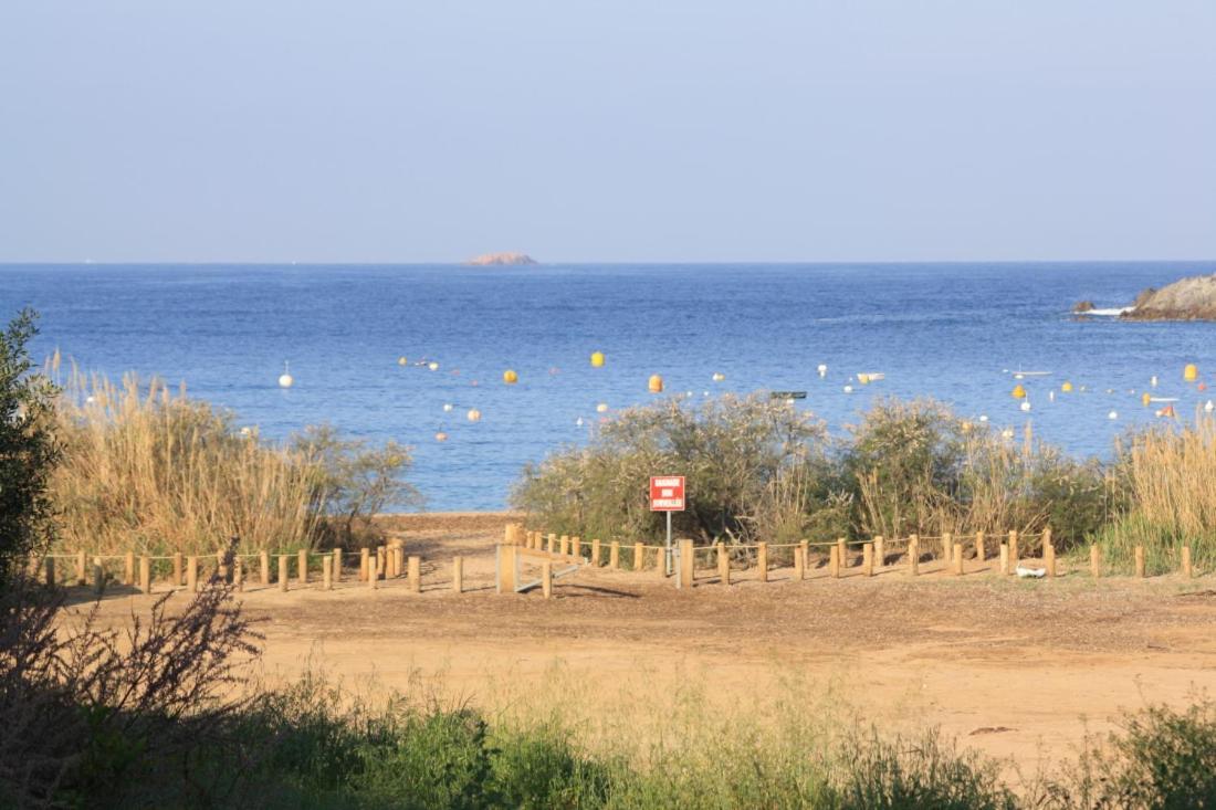Maison De 4 Chambres De Front De Mer Corse-Du-Sud Appietto Bagian luar foto